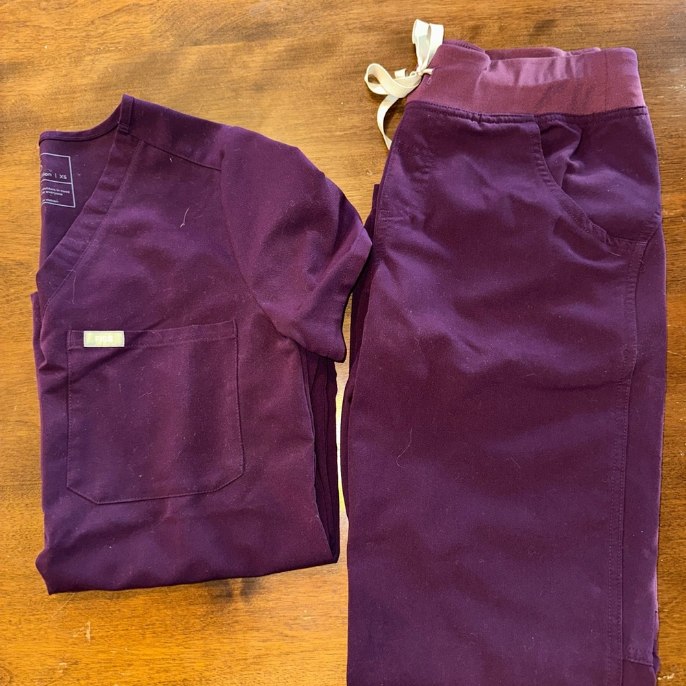 Figs XS Deep Purple